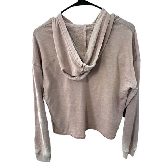 Stripped Long Sleeve Extended Cropped Hoodie - Picture 3 of 3